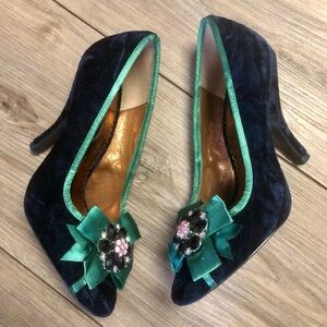 Poetic License Heels with Green Trim
